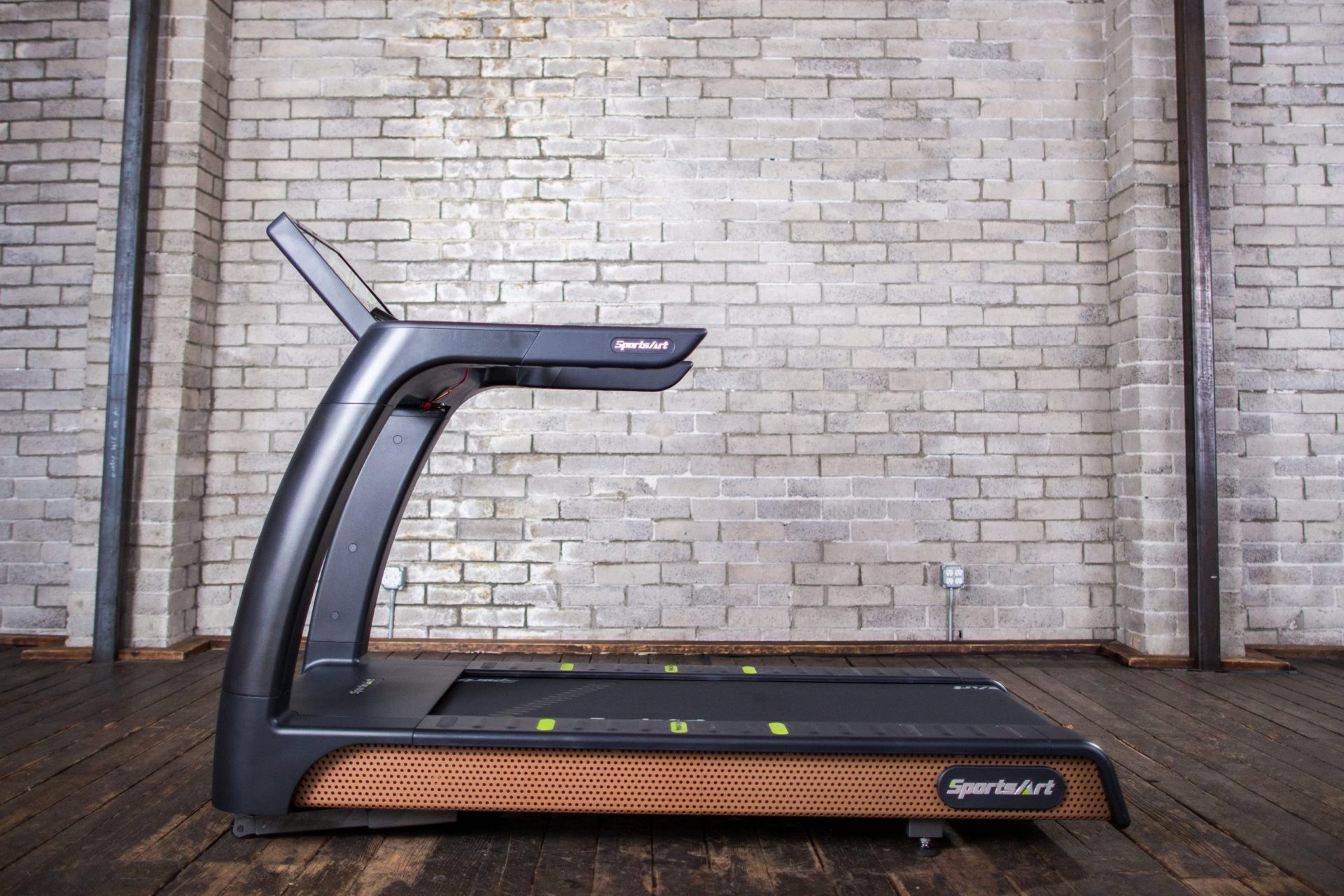 T676 STATUS SENZA TREADMILL-19"